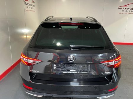 2019 Skoda Superb - thumbnail 6