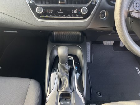 2025 Toyota Corolla - thumbnail 11