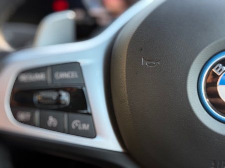 2024 BMW 3 Series - thumbnail 17