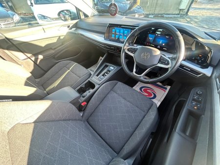 2023 Volkswagen Golf  €25,850 thumbnail
