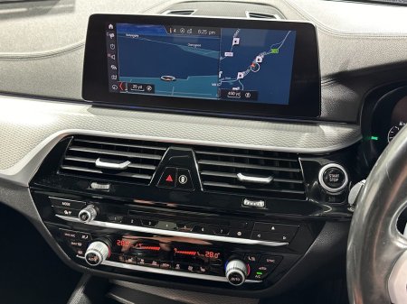 2018 BMW 5 Series 530E M Sport Saloon 182 €20,800 thumbnail