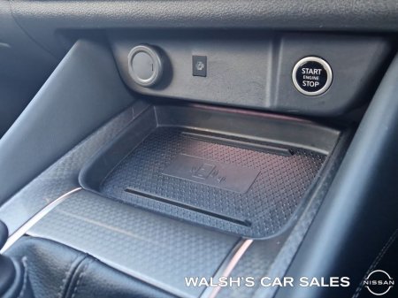 2025 Nissan Qashqai 1.3 Mhev SV Premium MY24 04DR €37,950 thumbnail