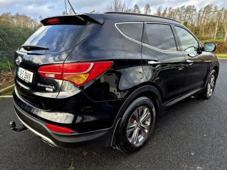 2013 Hyundai Santa Fe  €10,999 thumbnail