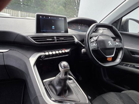 2020 Peugeot 3008 - thumbnail 7