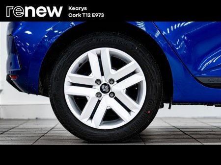 2025 Renault Clio - thumbnail 9