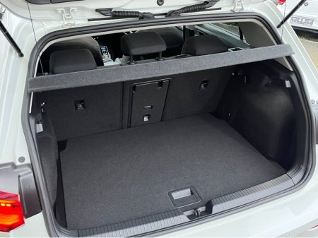 2022 Volkswagen Tiguan E-TSI STYLE AUTOMATIC HYBRID 1.5 PETROL //LOW MILES//HIGH SPEC//HEATED SEATS AND STEERING WHEEL//HEAD UP DISPLAY//KEYLESS ENTRY// €29,950 thumbnail