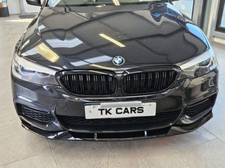 2020 BMW 5 Series - view 4