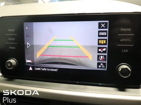 2024 Skoda Kamiq Style 1.0TSI 110HP €25,950 thumbnail