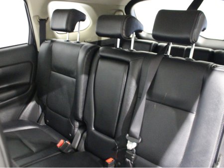 2017 Mitsubishi Outlander OUTL 4WD 6MT 4DR 7S 17MY 7 SEATS €16,950 thumbnail