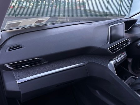 2019 Peugeot 5008 1.2 PETROL, ALLURE, 130BHP LOW KMS, NATIONWIDE WARRANTY, NEW NCT, AA APPROVED, FINANCE, 5 STAR REVIEWS €20,995 thumbnail