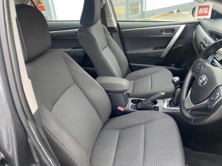 2016 Toyota Corolla D-4D 90 (1.4) Luna €9,950 thumbnail