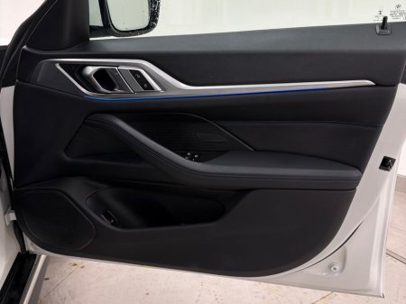 2023 BMW i4 - thumbnail 23