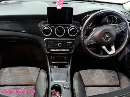2018 Mercedes-Benz CLA Class - thumbnail 11
