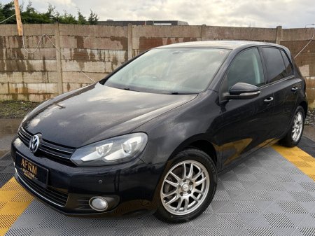 2012 Volkswagen Golf - thumbnail 1