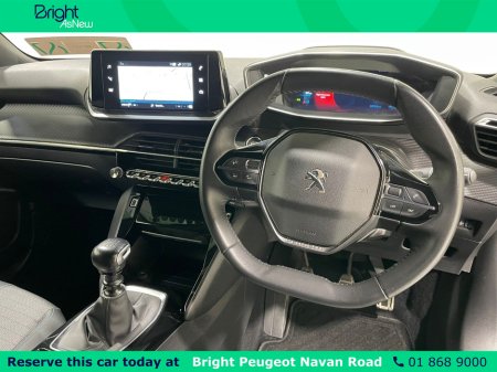 2023 Peugeot 2008 - thumbnail 22