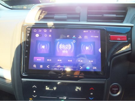 2016 Honda Fit 1.5 HyBrid €10,950 thumbnail