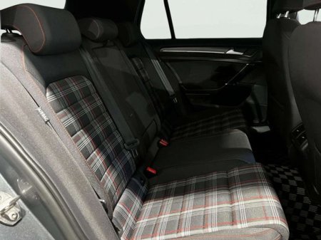 2019 Volkswagen Golf - thumbnail 29