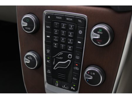 2017 Volvo V40 - thumbnail 17