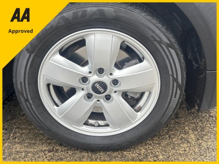 2018 MINI Cooper 1.5 3DR COOPER LOADED WITH SPEC €12,950 thumbnail