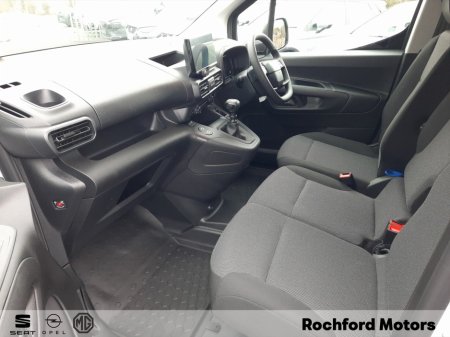 2026 Opel Combo L1H1 Komfort 1.5D 100HP €21,050 thumbnail