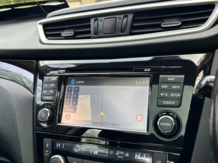 2017 Nissan Qashqai - thumbnail 13