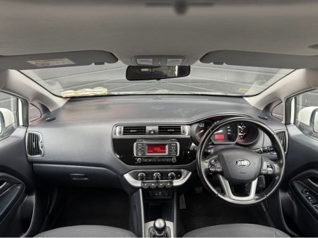 2015 Kia Rio - thumbnail 9