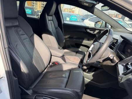 2024 Audi Q4 e-tron - thumbnail 15