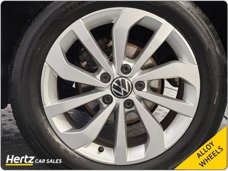 2024 Volkswagen T-Roc SPEC ED 1.0TSI Petrol Manual €28,970 thumbnail