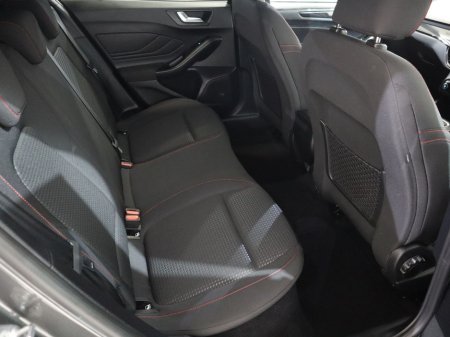 2023 Ford Focus - thumbnail 26