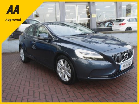 2019 Volvo V40 2.0D4 INSCRIPTION 5DR HATCHBACK AUTO HUGE SPEC  // 1 OWNER CAR // AS NEW CONDITION THROUGHOUT // BUY WITH CONFIDENCE AA AND SIMI APPROVED DEALER 2026 // FINANCE ARRANGED //