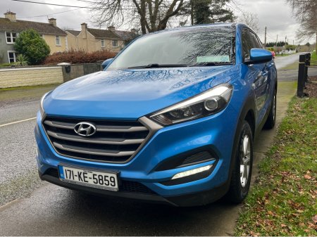 2017 Hyundai Tucson 1.7 S BLD 116PS 5DR €11,950 thumbnail