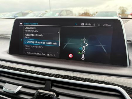 2020 BMW 7 Series - thumbnail 35