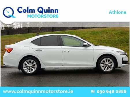 2024 Skoda Octavia Selection 2.0TDI 115HP *Manufacturers Warranty Until 08-08-2027* €31,995 thumbnail
