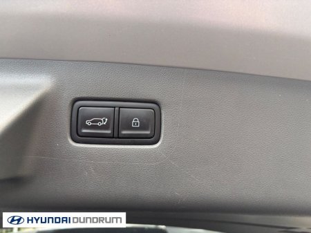 2025 Hyundai Santa Fe Phev Premium €64,950 thumbnail