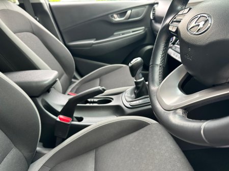 2019 Hyundai Kona - thumbnail 17