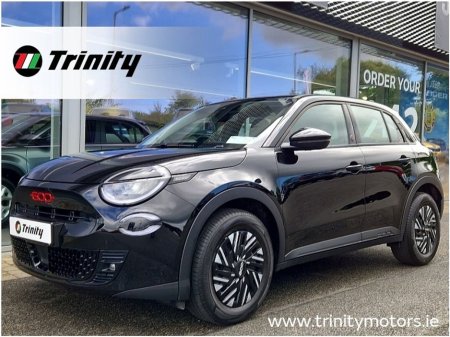 2025 Fiat 600 * RED * 600e * 54kWh 156BHP * TRINITY MOTORS *