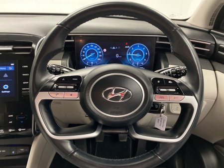 2024 Hyundai Tucson 2WD Executive thumbnail