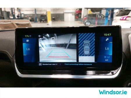 2021 Peugeot 2008 - thumbnail 14