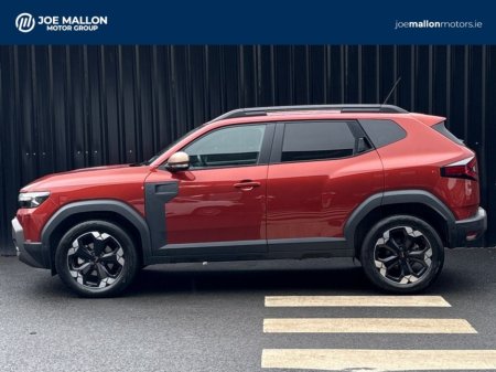 2025 Dacia Duster HEV 140 Extreme €34,950 thumbnail