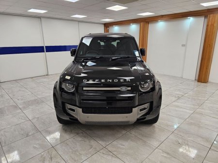 2025 Land Rover Defender - thumbnail 8