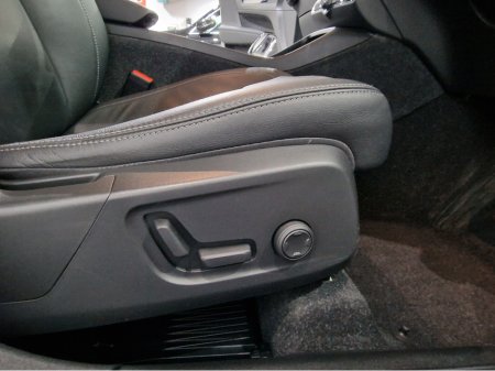 2021 Volvo XC40 - thumbnail 9