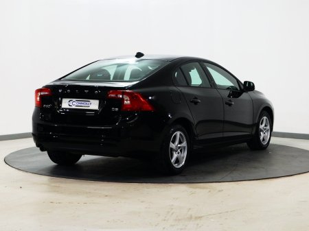 2017 Volvo S60 - thumbnail 3