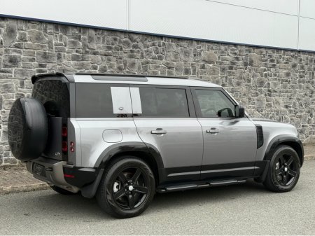 2021 Land Rover Defender - thumbnail 2