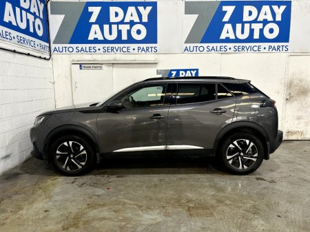 2022 Peugeot 2008 - thumbnail 4