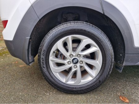 2016 Hyundai Tucson - thumbnail 25