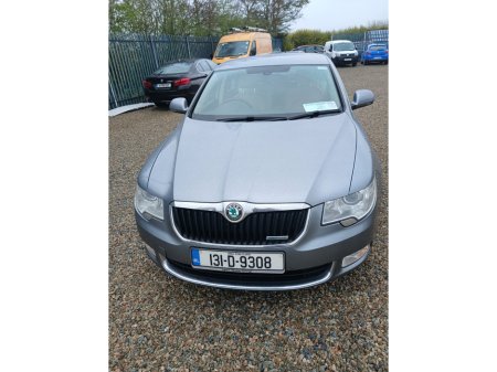 2013 Skoda Superb - thumbnail 3