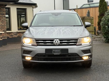 2020 Volkswagen Tiguan 2.0 TDI 150HP Comfortline €27,900 thumbnail