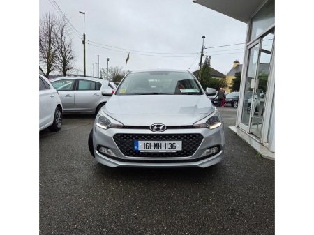 2016 Hyundai i20 1.2 Deluxe €12,950 thumbnail