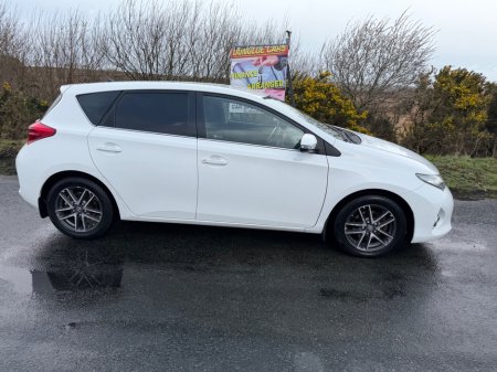 2015 Toyota Auris - thumbnail 8