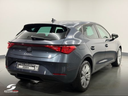 2024 SEAT Leon (241) SE PLUS 1.0 TSI 110HP €22,995 thumbnail
